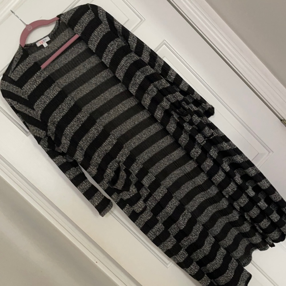 Lularoe Sarah cardigan sweater